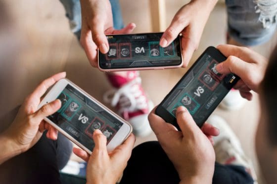 게임 개발자들은 NFT, P2E를 정말 좋아할까?… “퍼니가 아니라 머니만 보인다”