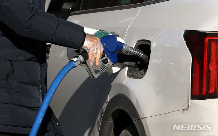 치솟는 국제유가, 어디까지 오르나