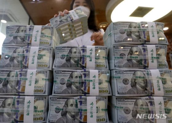 “외환거래 규모 비정상적”…금감원, 은행 자체점검 지시