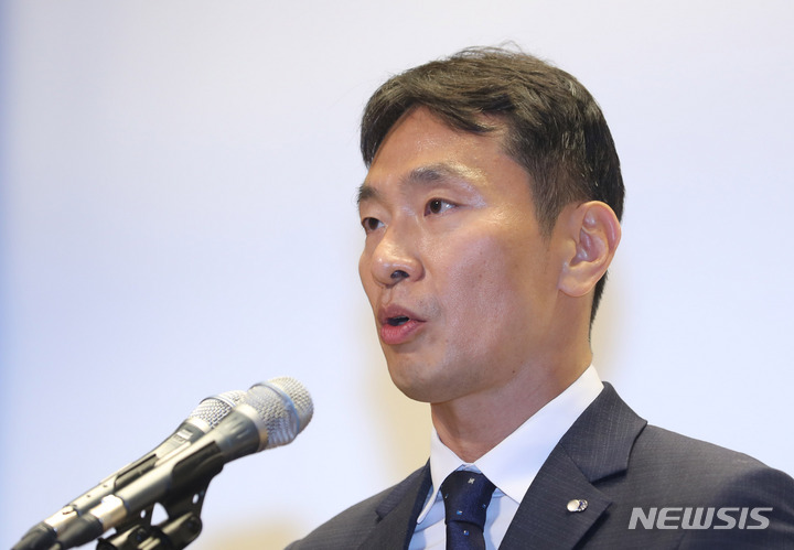 이복현 “금융사·기업내부자, 부당이익 엄단…가상자산 불공정거래도 대응”