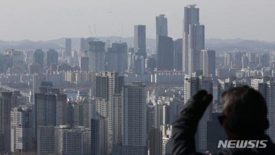 건설업계, 연말 34조원 어음만기…현금 확보에 사활