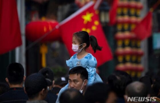 중국 1분기 경제성장률 5.3%…시장 전망치 크게 웃돌아(종합)