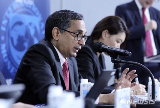 IMF 아태국장 “韓 성장률 1.5%…섣부른 통화정책 완화 피해야”(종합)