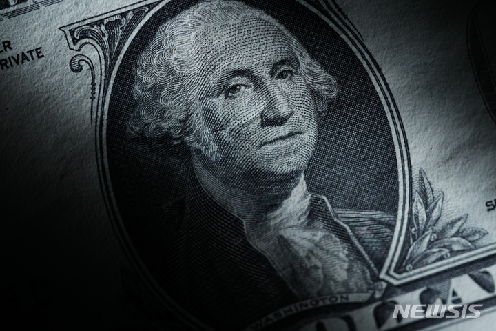 일본과 중국, 미국 국채 보유액 1년 새 크게 줄어