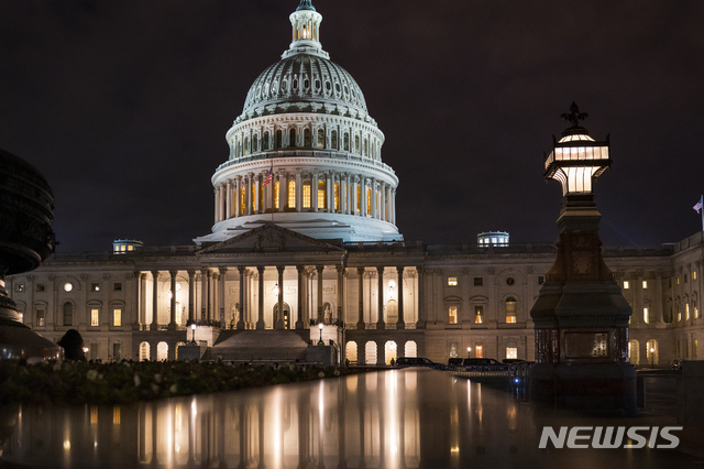 美의회예산국 “디폴트 X-데이 … 6월 1·2주 상당한 위험”