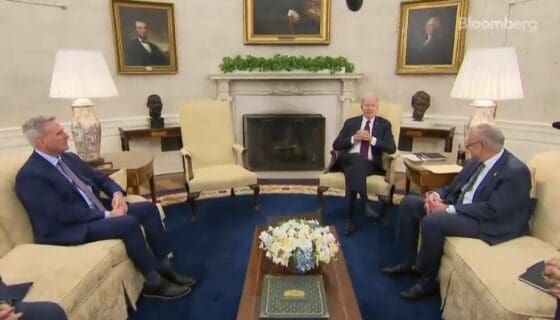 바이든, 여야 대표와 ‘디폴트’ 회동…”수정헌법 14조 고려”(종합)