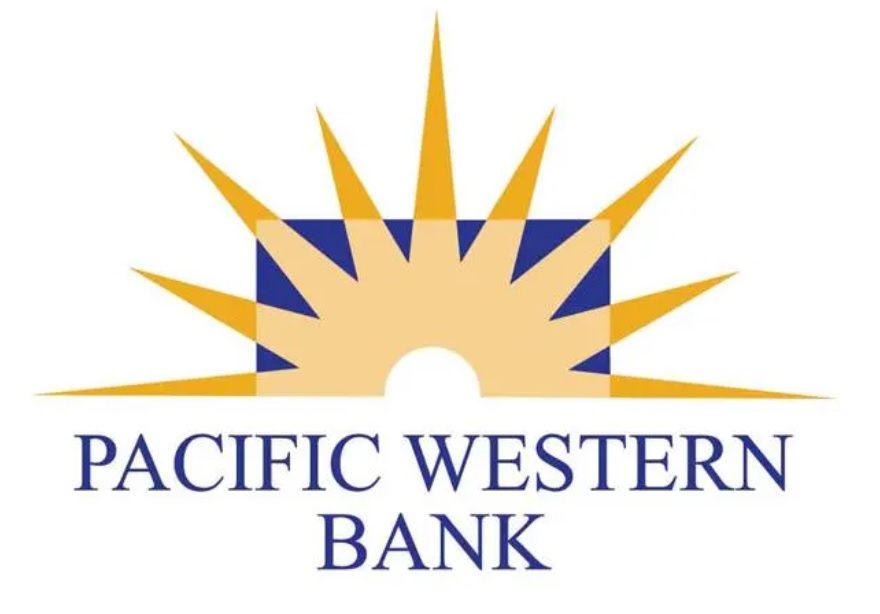 팩웨스트 주가 23% 급락…예금 9.5% 이탈