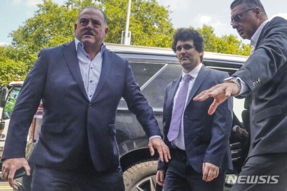 샘 뱅크먼 프리드, 교도관들에 “솔라나 사세요” 추천했다–NYT