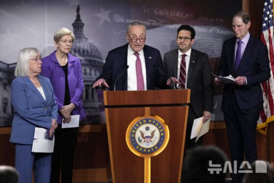 미 상하원 소수당 민주당, 트럼프 독주 견제에 속수무책