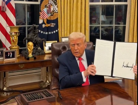 [주요 뉴스] 미국 정부, 비트코인 비축 행정명령 발표에도 시장 안정