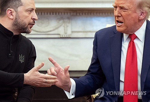트럼프·젤렌스키, 교황 장례식서 회동…백악관 충돌 두달만(종합)