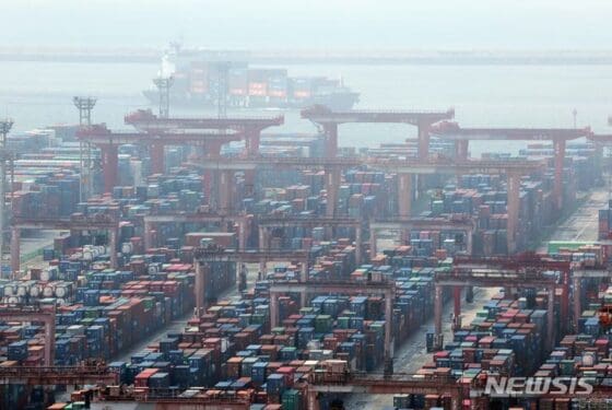 美 입항 中 선박 거액 수수료…"한국 중고선박 오른다"