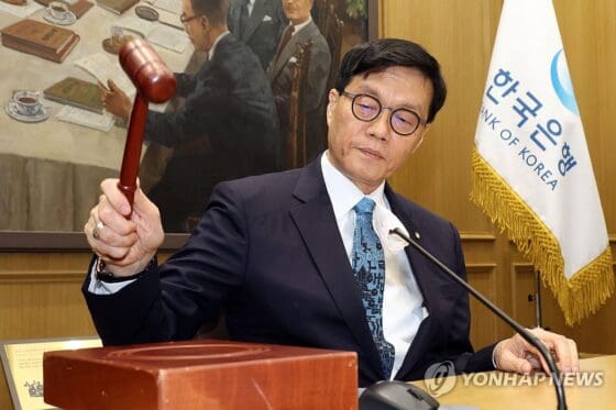 한은 “올해 성장률 0.8%…美 관세 인하돼도 1% 안 넘어”(종합2보)